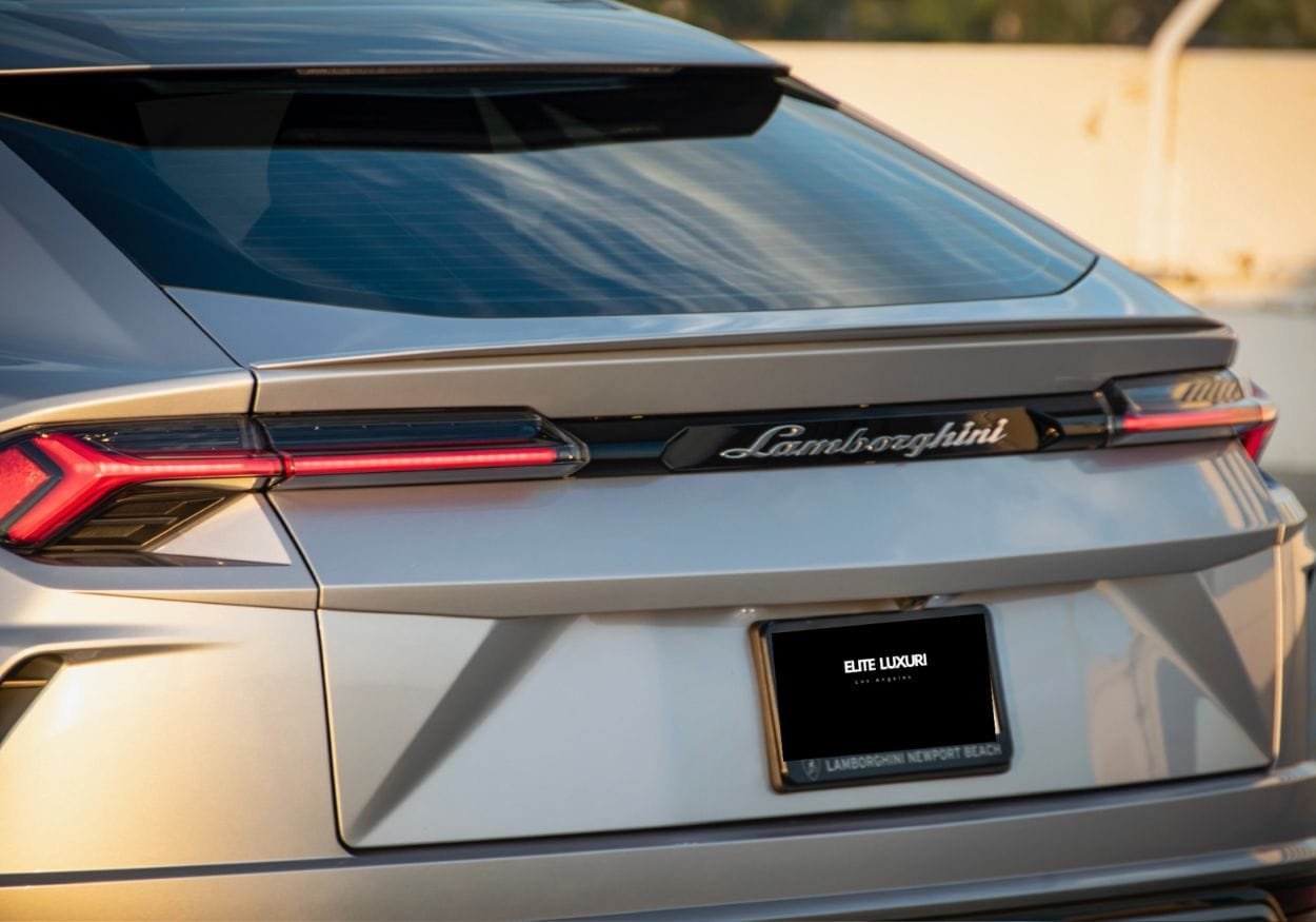 Silver Lamborghini Urus| Exotic Drives LA Car Rentals