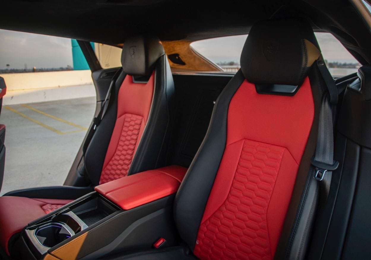 Silver Lamborghini Urus| Exotic Drives LA Car Rentals