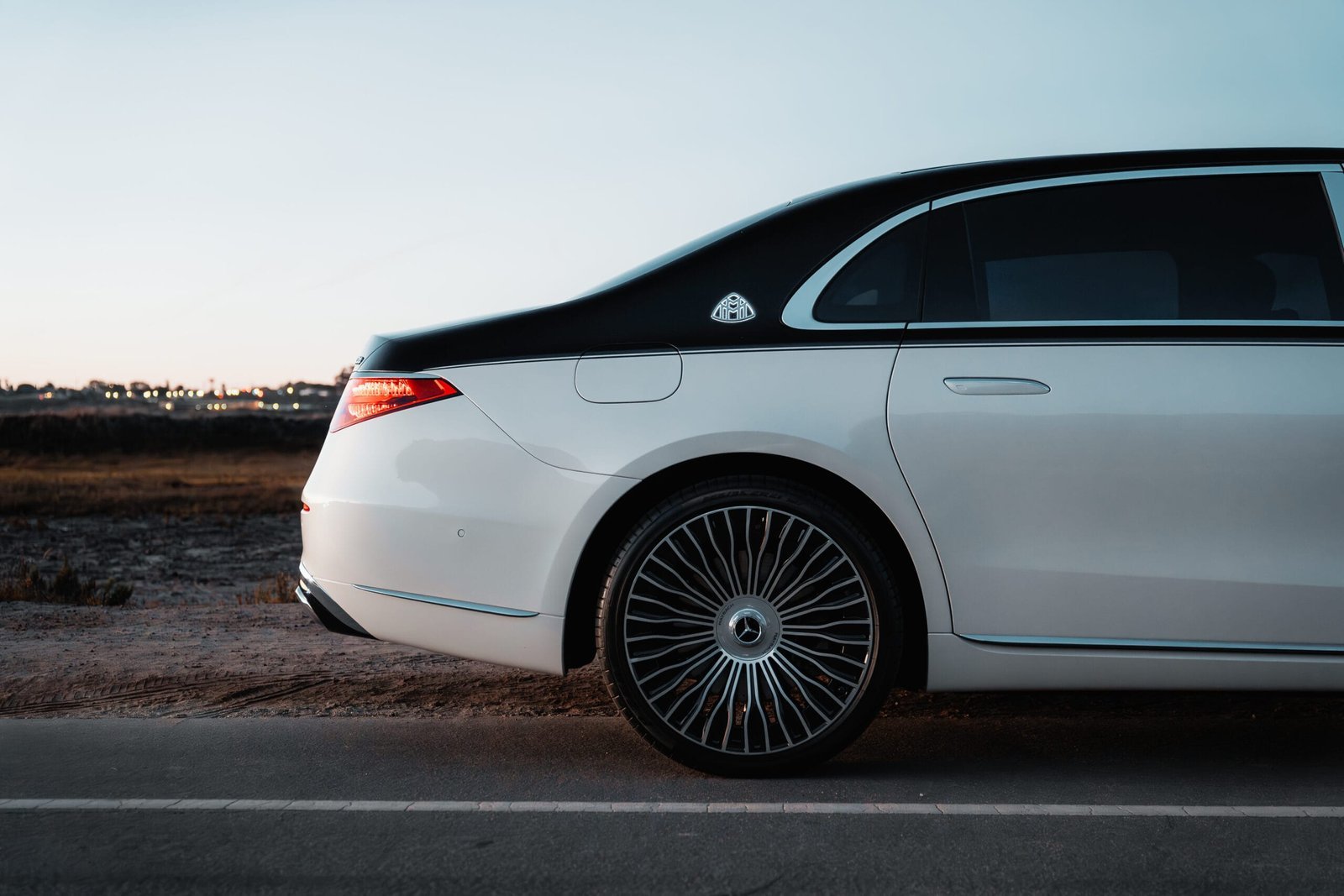 Mercedes s580 Maybach| Exotic Drives LA Car Rentals
